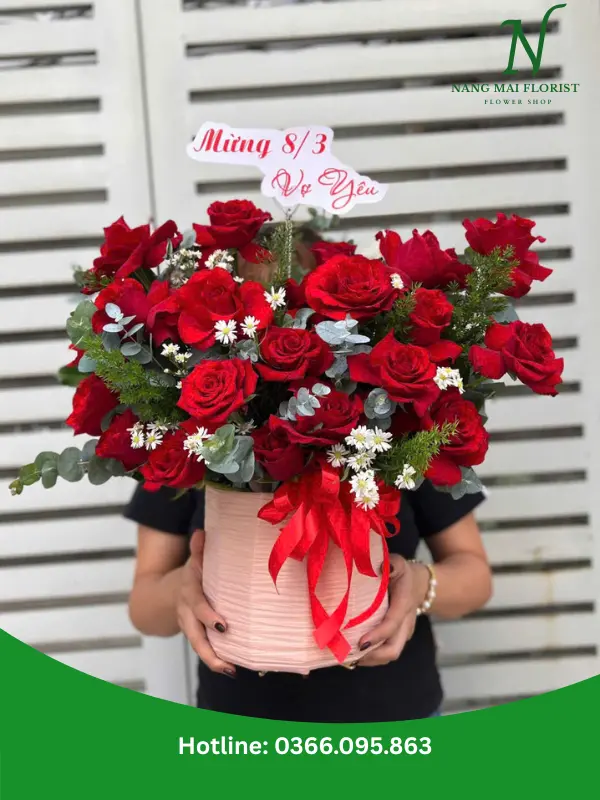 Giỏ Hoa 8/3 Tặng Vợ Yêu Nắng Mai Florist Giỏ Hoa 8-3 Tặng Vợ Yêu Thương Bình Dương 2026