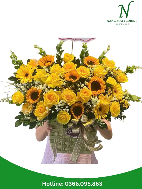 Giỏ Hoa Sinh Nhật Sếp Nam Nắng Mai Florist Giỏ hoa sinh nhật sếp nam đẳng cấp tại Thuận An, Bình Dương